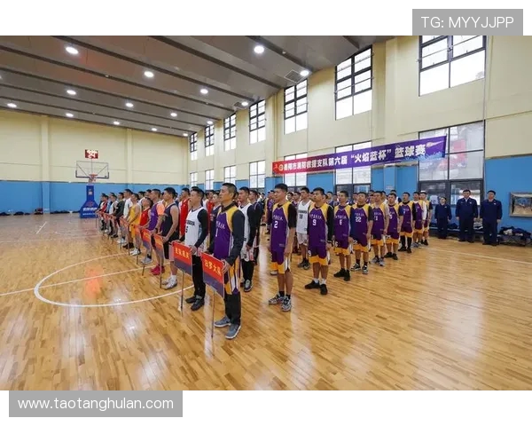 篮球点燃青春梦想奋勇拼搏展现团队精神与永不言败力量 篮球点燃青春梦想奋勇拼搏展现团队精神与永不言败力量