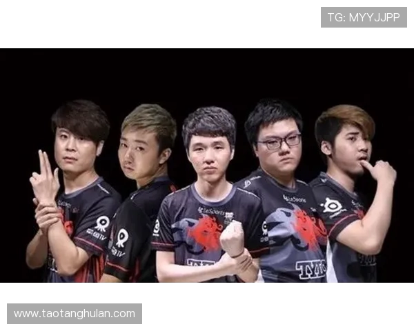 CSGO战术解析：深入探讨IG战队的团队配合与战术执行