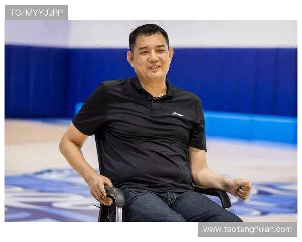巩晓彬：从球场传奇到教练之路的深刻转型与篮球事业再攀高峰